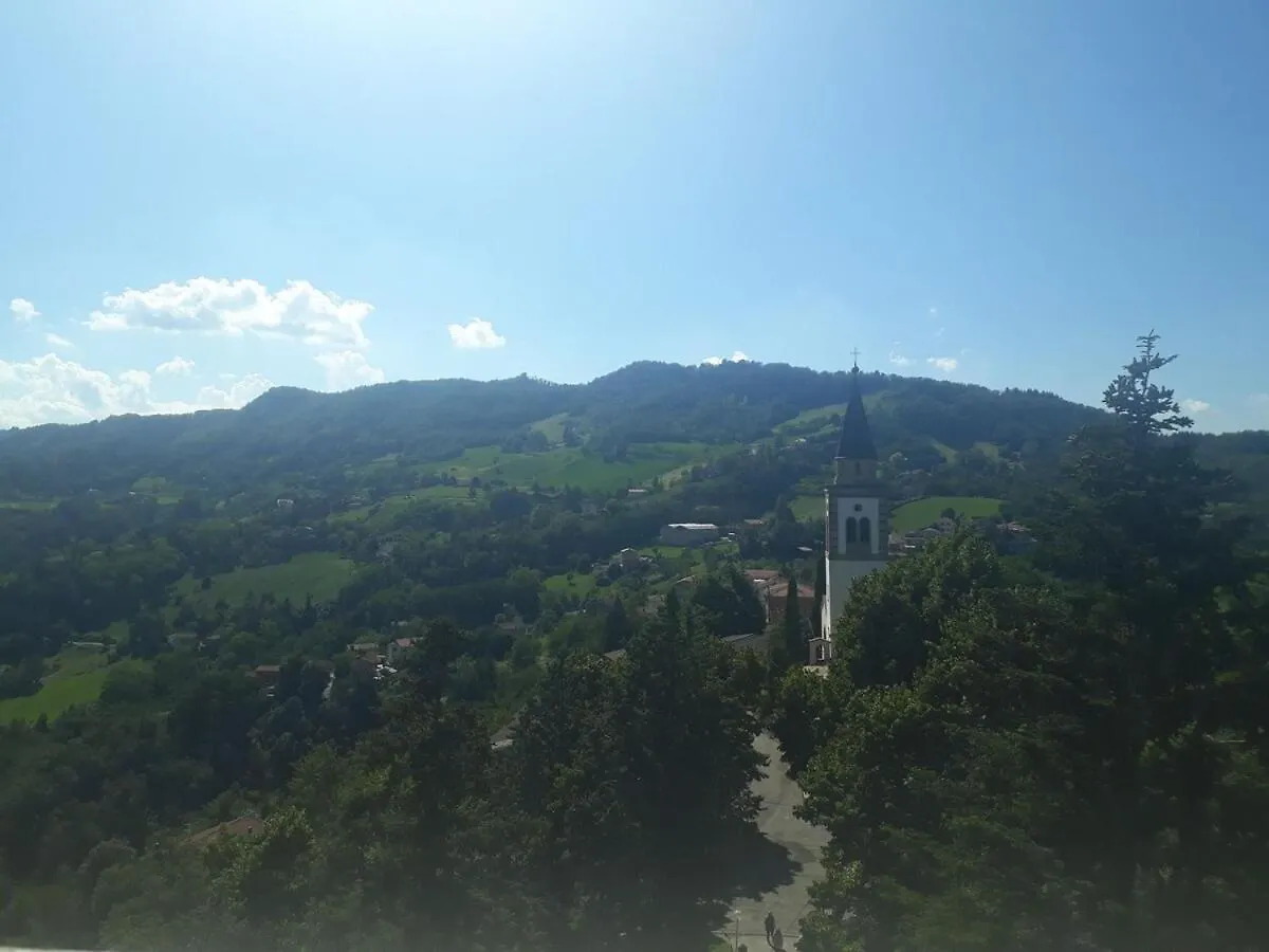 Guest House Pietracolora Italy